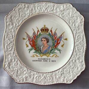 Commemorative Coronation Plate with Gold Trim